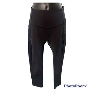 Lululemon black leggings 10